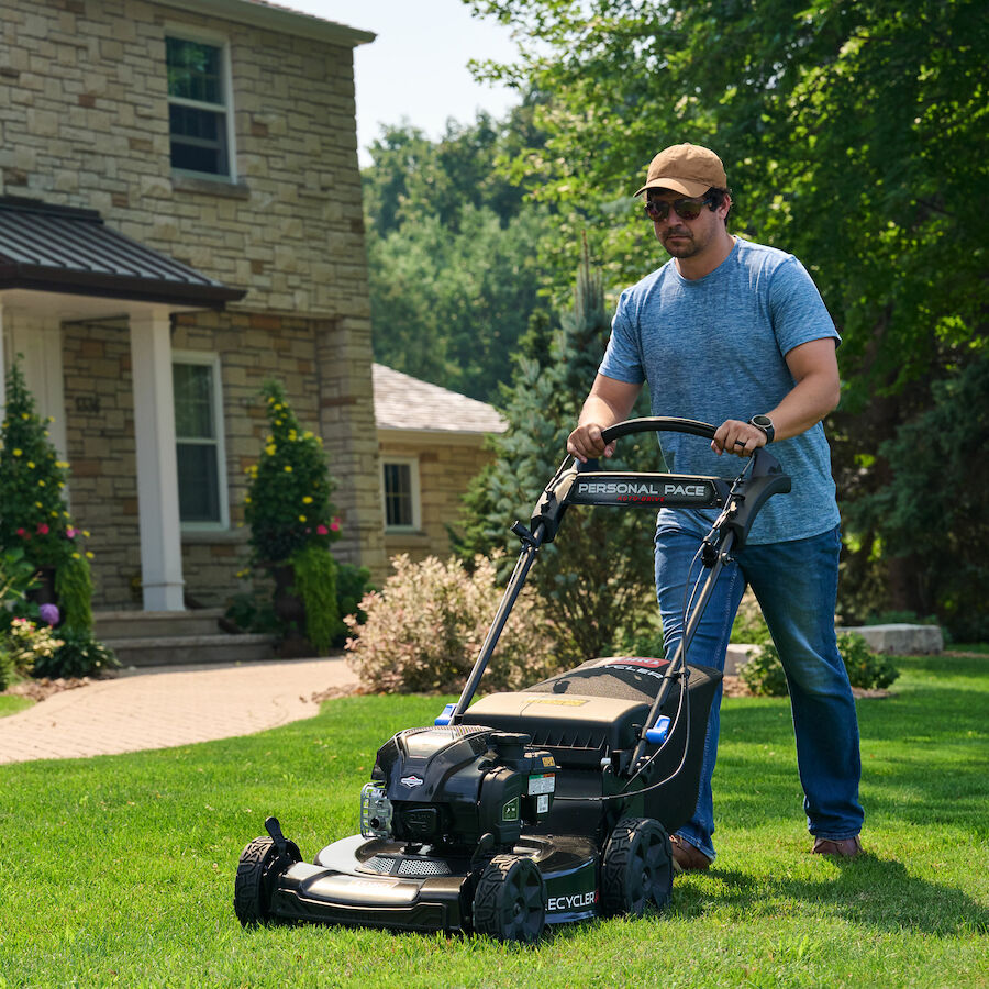 22 in. (56 cm) Recycler® Max w/ Personal Pace® & SmartStow® Gas Lawn Mower 21485 - 0