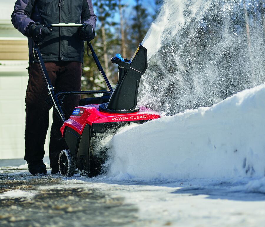 Toro 21 in. (53 cm) Power Clear® 721 E Gas Snow Blower