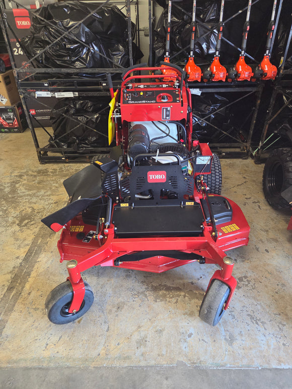 GrandStand® 52 in. (132 cm) 25 hp 747cc EFI 72519